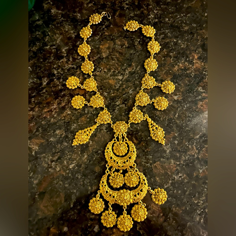 India Waterfall Golden Necklace